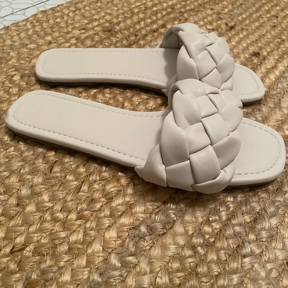 Loft White Leather Braided Flat Sandals Size 8 - Picture 3 of 10